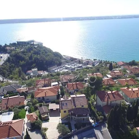 Apartim 2 Homestay Piran